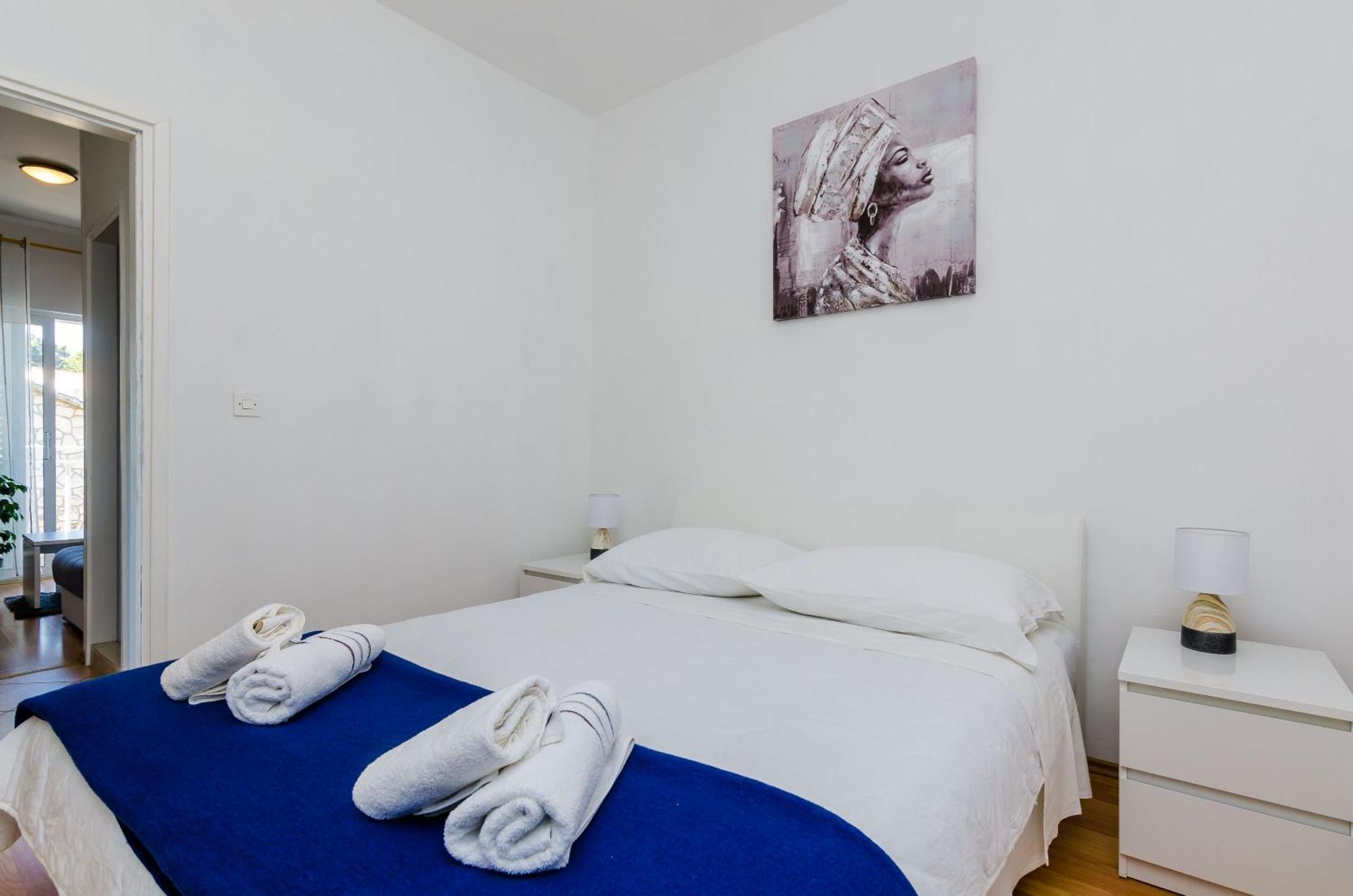 Apartments Lorena Mljet ポメナ エクステリア 写真